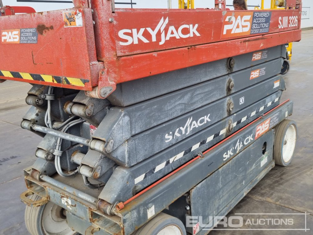 منصات هيدروليكية متنقلة 2020 SkyJack SJ3226: صور 17