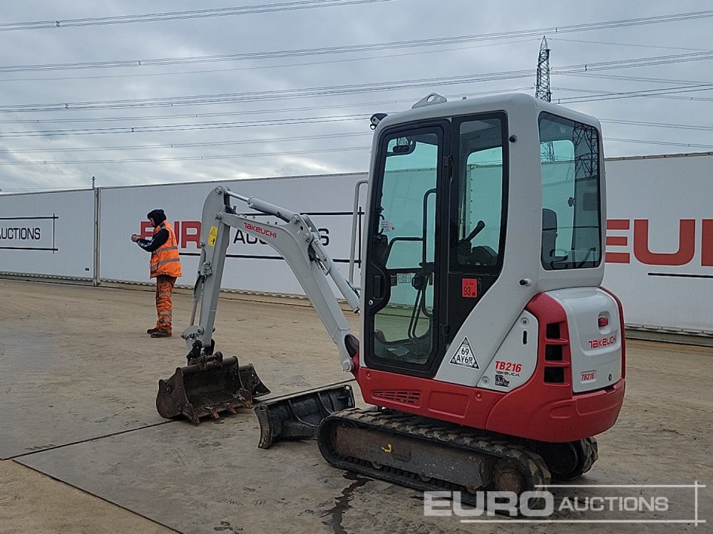 2020 Takeuchi TB216 - حفارة مصغرة: صور 3 2020 Takeuchi TB216 - حفارة مصغرة: صور 3
