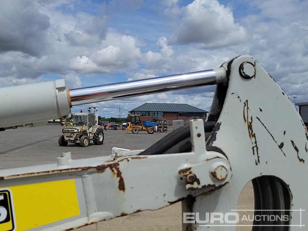 حفارة مصغرة 2020 Takeuchi TB216: صور 28