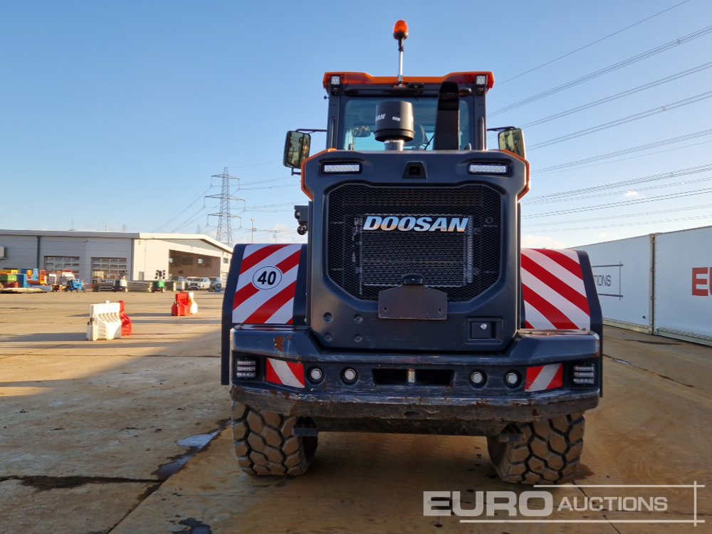 2021 Doosan DL220-7 - اللودر بعجل: صور 4 2021 Doosan DL220-7 - اللودر بعجل: صور 4