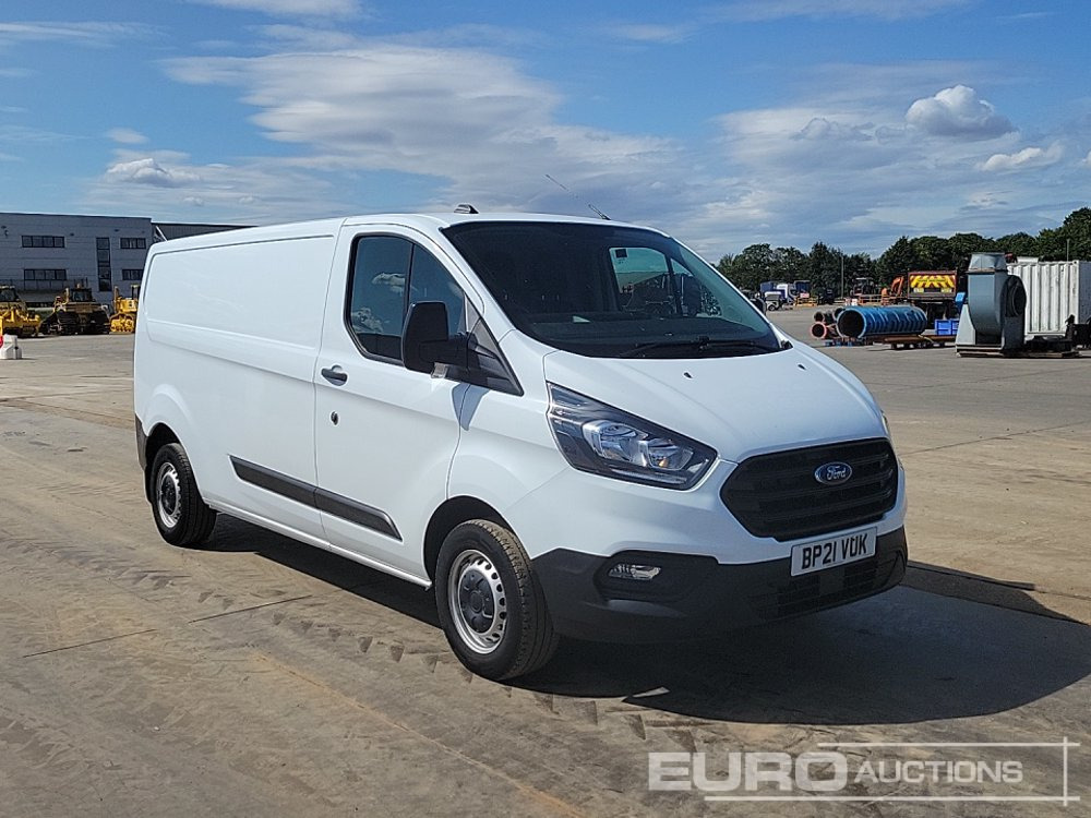 الشاحنات الصغيرة 2021 Ford Transit Custom 300: صور 7
