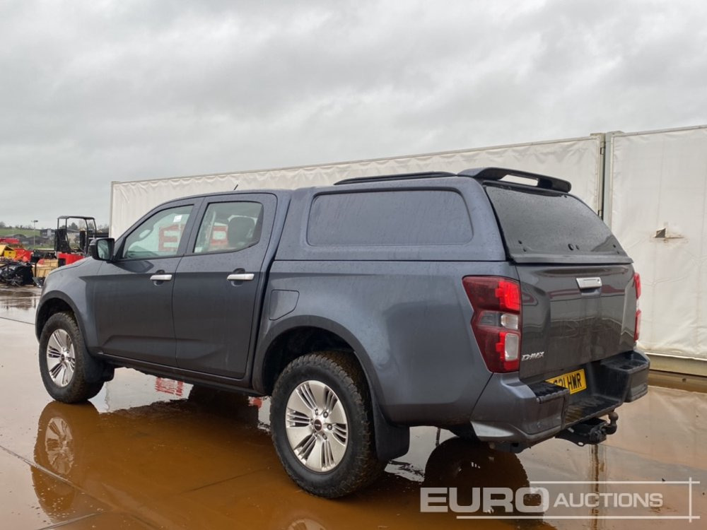 2021 Isuzu D-Max - شاحنة البيك أب: صور 3 2021 Isuzu D-Max - شاحنة البيك أب: صور 3