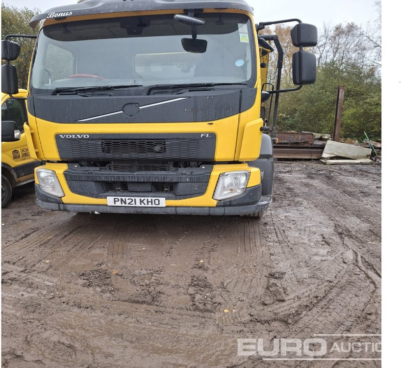 2021 Volvo 4x2 Skip Loader Lorry - شاحنات قابلة للفك شاحنة: صور 2 2021 Volvo 4x2 Skip Loader Lorry - شاحنات قابلة للفك شاحنة: صور 2