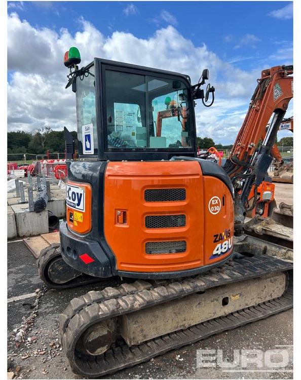 2022 Hitachi ZX48U-6 CLR - حفارة مصغرة: صور 3 2022 Hitachi ZX48U-6 CLR - حفارة مصغرة: صور 3