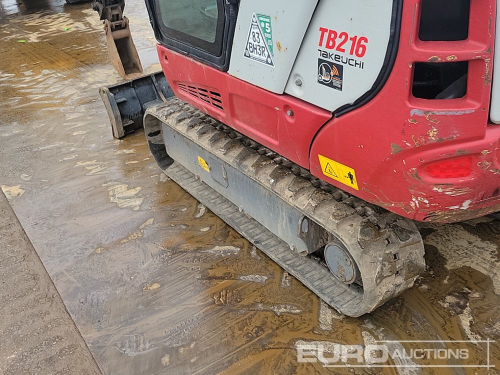 حفارة مصغرة 2022 Takeuchi TB216: صور 12