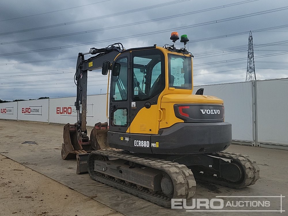 2022 Volvo ECR88D - حفارة مصغرة: صور 3 2022 Volvo ECR88D - حفارة مصغرة: صور 3