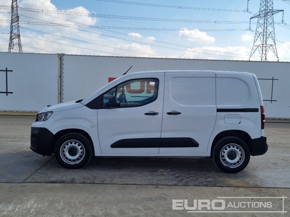 2023 Peugeot Partner - الشاحنات الصغيرة: صور 2 2023 Peugeot Partner - الشاحنات الصغيرة: صور 2