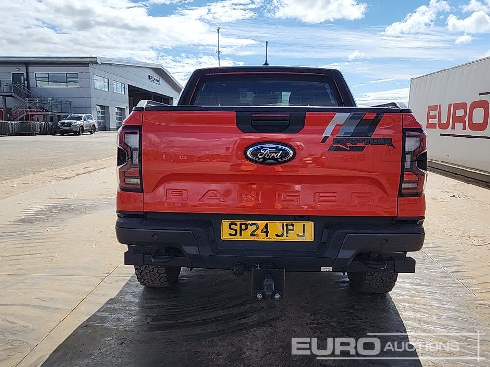 2024 Ford Ranger Raptor - شاحنة البيك أب: صور 4 2024 Ford Ranger Raptor - شاحنة البيك أب: صور 4