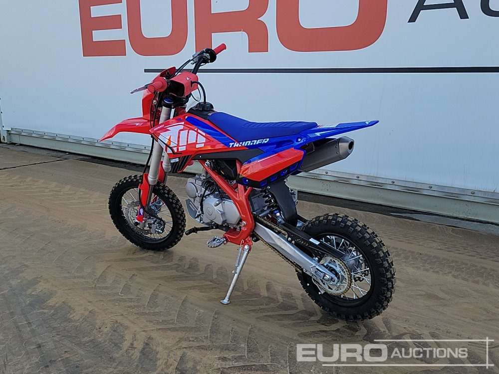 2025 Apollo Thunder 125cc Motorcross Bike, 14" Front, 12" Rear Tyres, Electric Start, Air Cooled, Hydraulic Suspension, Disc Brakes, Lighting Kit (UNASSEMBLED) - دراجة بخارية: صور 3 2025 Apollo Thunder 125cc Motorcross Bike, 14" Front, 12" Rear Tyres, Electric Start, Air Cooled, Hydraulic Suspension, Disc Brakes, Lighting Kit (UNASSEMBLED) - دراجة بخارية: صور 3