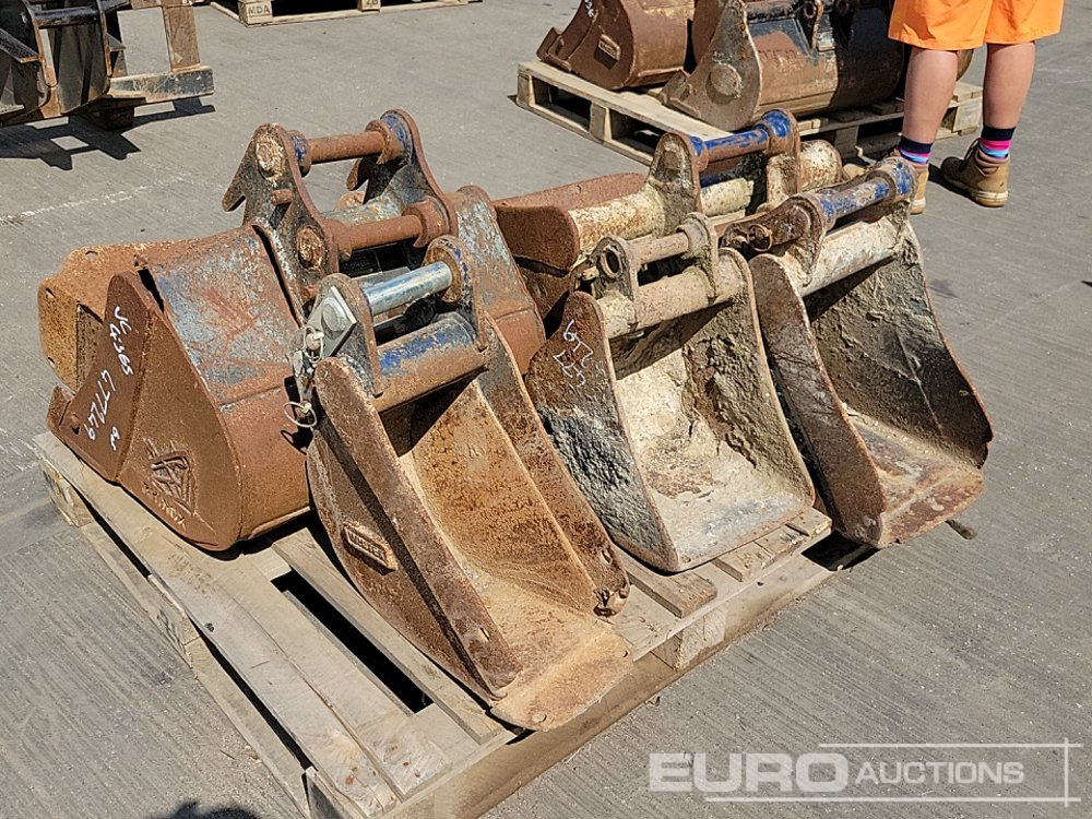 24", 24", 12", 12", 10", 8" Digging Bucket 30-35mm Pin to suit Mini Excavator - بكت: صور 3 24", 24", 12", 12", 10", 8" Digging Bucket 30-35mm Pin to suit Mini Excavator - بكت: صور 3
