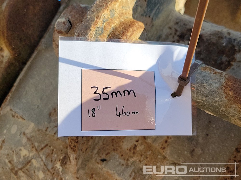 بكت 36", 24", 18", 12", 10" Digging Bucket 30-40mm Pin to suit Mini Excavator: صور 16