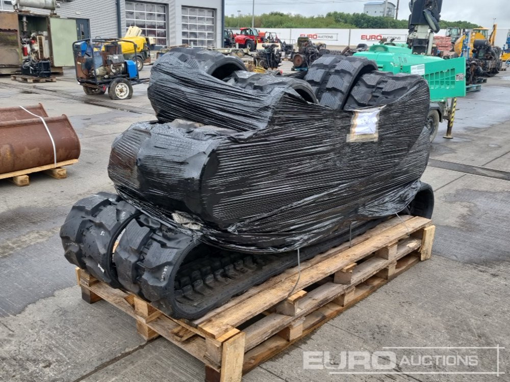 5 Ton Excavator Rubber Tracks (6 of) - مسارات للحفارات - آلات البناء: صور 1 5 Ton Excavator Rubber Tracks (6 of) - مسارات للحفارات - آلات البناء: صور 1