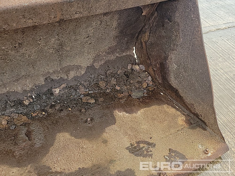 بكت 90" Loading Bucket to suit Telehandler: صور 9