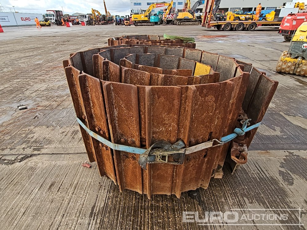 900mm Steel Tracked Group to Suit CAT D6 (2 of) - قطع الغيار: صور 4 900mm Steel Tracked Group to Suit CAT D6 (2 of) - قطع الغيار: صور 4