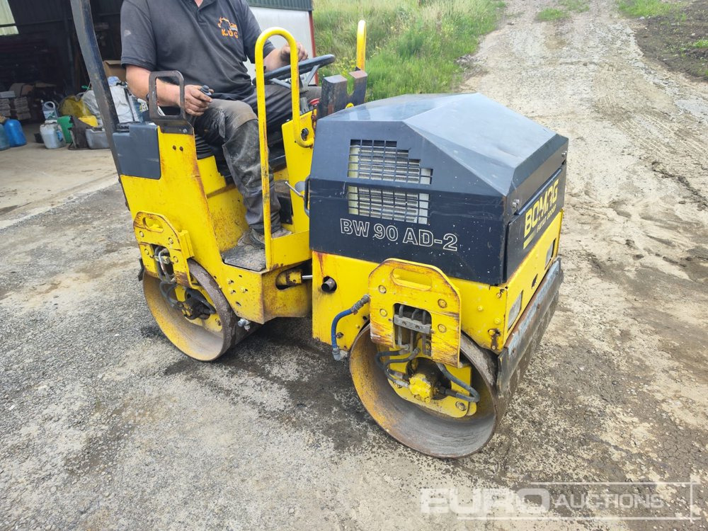 Bomag BW90AD-2 - مدحلة: صور 3 Bomag BW90AD-2 - مدحلة: صور 3