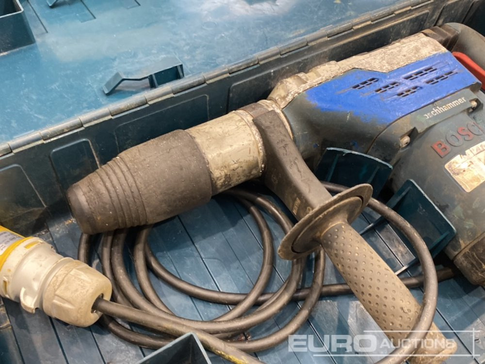 Bosch 110 Volt Breaker - معدات البناء: صور 5 Bosch 110 Volt Breaker - معدات البناء: صور 5