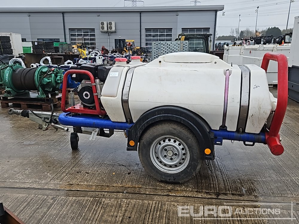 Brendon Bowsers Single Axle Plastic Water Bowser, Yanmar Pressure Washer - ماكينة غسيل ضغط عالي: صور 2 Brendon Bowsers Single Axle Plastic Water Bowser, Yanmar Pressure Washer - ماكينة غسيل ضغط عالي: صور 2