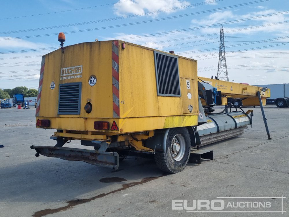 Bucher Schorling P21 Single Axle Runway Sweeper, Snow Clearing Brush, Snow Blower, Dryer - منفاخ الثلوج: صور 5 Bucher Schorling P21 Single Axle Runway Sweeper, Snow Clearing Brush, Snow Blower, Dryer - منفاخ الثلوج: صور 5