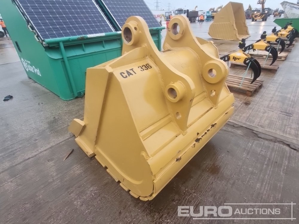 CAT 62" Digging Bucket 100mm Pin to suit 40 Ton Excavator - بكت: صور 5 CAT 62" Digging Bucket 100mm Pin to suit 40 Ton Excavator - بكت: صور 5