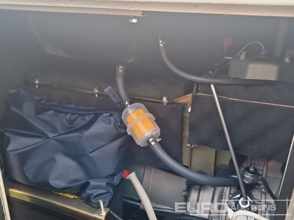 مجموعة المولدات Compal Power VG-R110: صور 8 مجموعة المولدات Compal Power VG-R110: صور 8