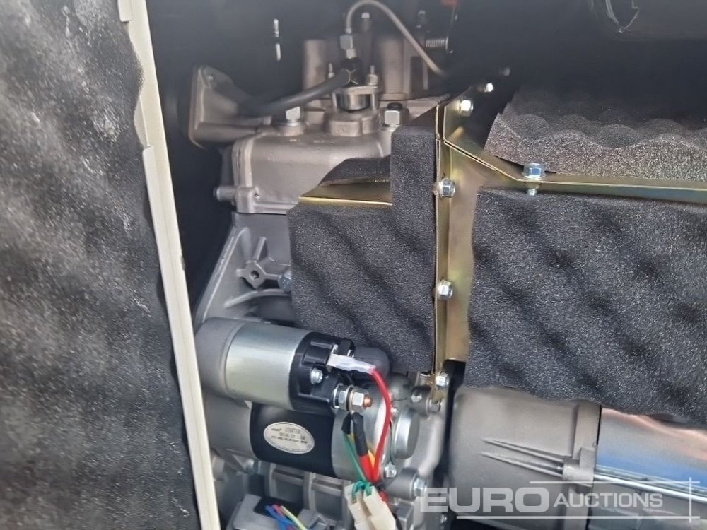 مجموعة المولدات Compal Power VG-R110: صور 12 مجموعة المولدات Compal Power VG-R110: صور 12