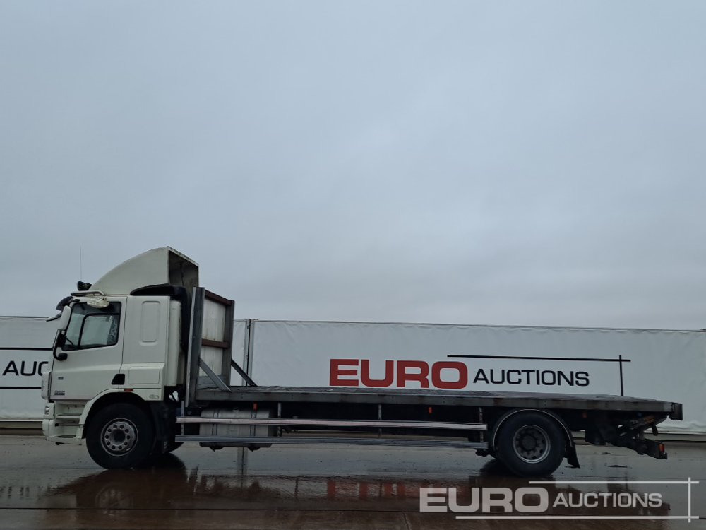 DAF CF65.220 - شاحنات مسطحة: صور 2 DAF CF65.220 - شاحنات مسطحة: صور 2