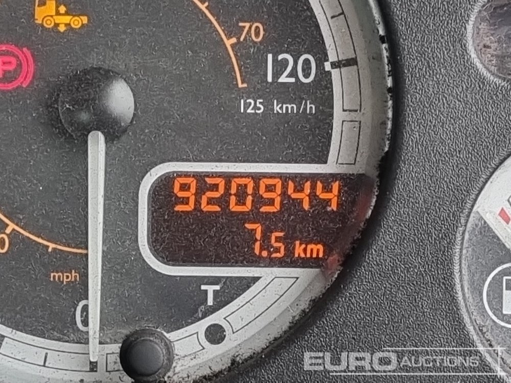 شاحنة جرار DAF CF85.380: صور 39