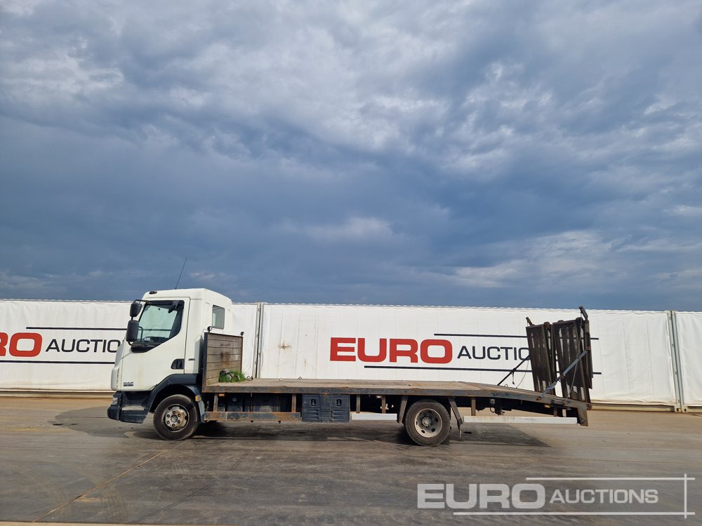 DAF LF45-160 - شاحنات مسطحة: صور 2 DAF LF45-160 - شاحنات مسطحة: صور 2