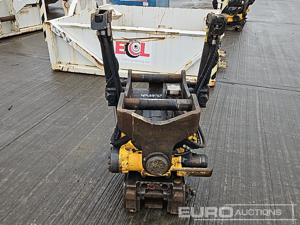 Engcon Hydraulic Tilt Rotator S60 Hitch to suit 12-20 Ton Excavator - وصلة الربط للمعدات المعلقة: صور 2 Engcon Hydraulic Tilt Rotator S60 Hitch to suit 12-20 Ton Excavator - وصلة الربط للمعدات المعلقة: صور 2