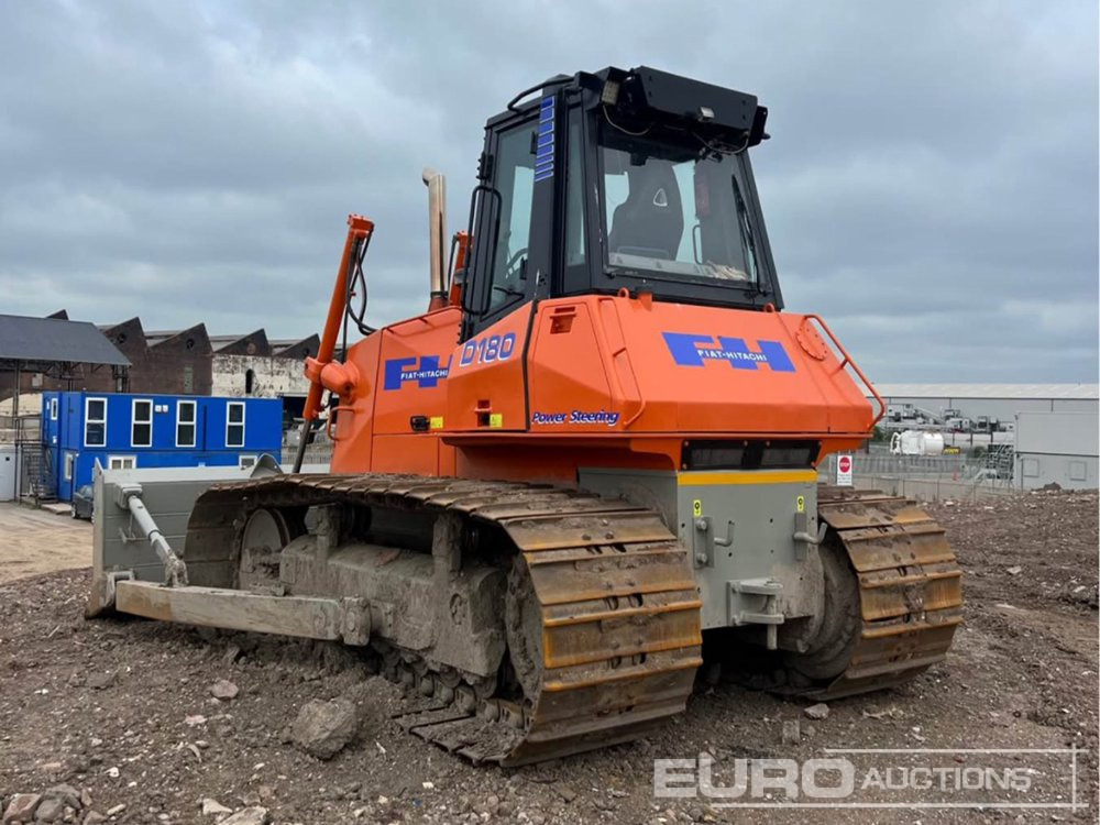 Fiat Hitachi D180SP - بلدوزر: صور 1 Fiat Hitachi D180SP - بلدوزر: صور 1