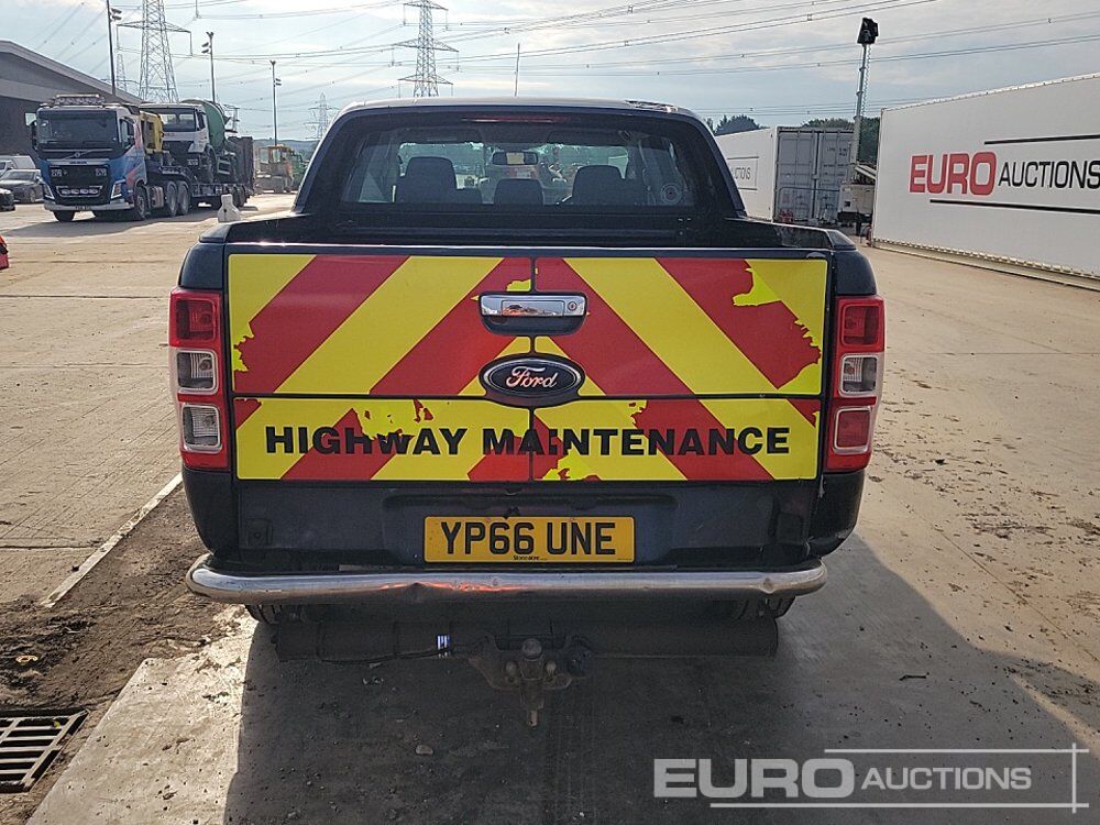 Ford Ranger - شاحنة البيك أب: صور 4 Ford Ranger - شاحنة البيك أب: صور 4