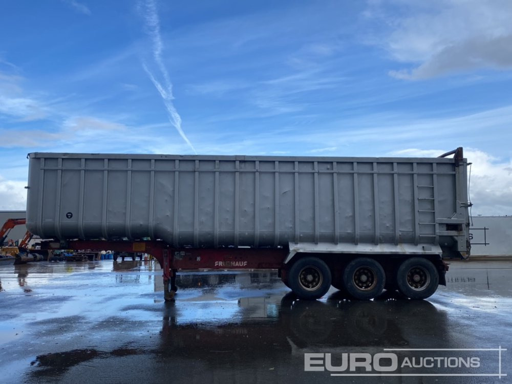 Fruehauf Tri Axle Bulk Tipping Trailer - قلابة نصف مقطورة: صور 2 Fruehauf Tri Axle Bulk Tipping Trailer - قلابة نصف مقطورة: صور 2