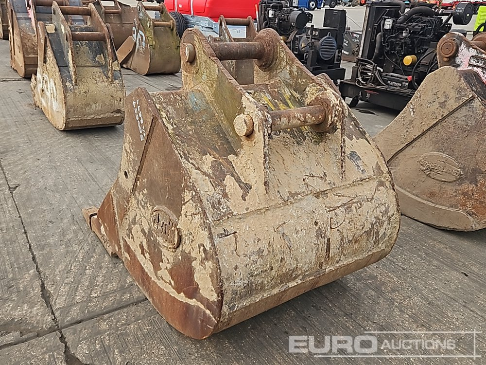 Geith 36" Digging Bucket 65mm Pin to suit 13 Ton Excavator - بكت: صور 3 Geith 36" Digging Bucket 65mm Pin to suit 13 Ton Excavator - بكت: صور 3