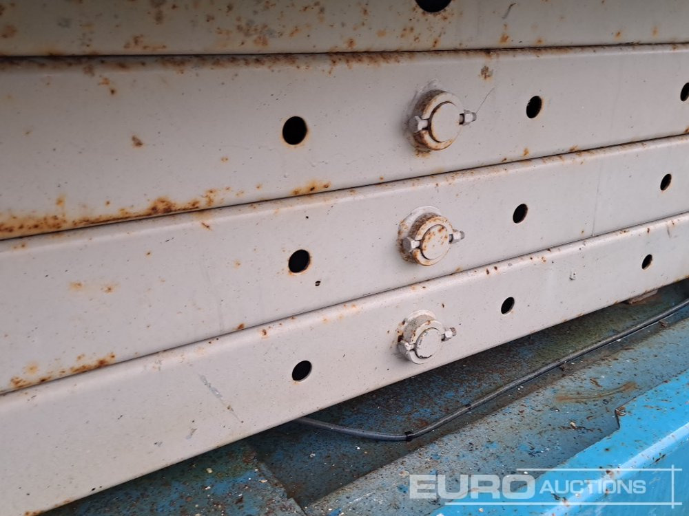 منصات هيدروليكية متنقلة Genie GS-2646: صور 14