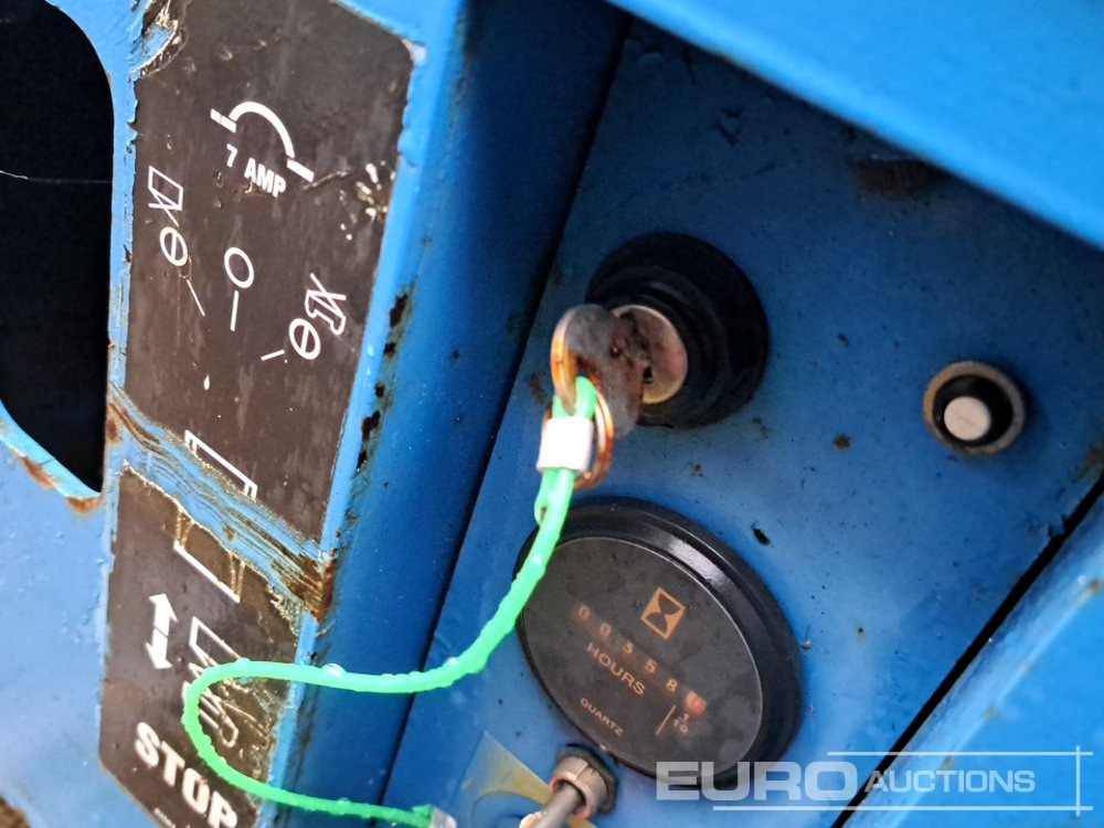 منصات هيدروليكية متنقلة Genie GS-2646: صور 20