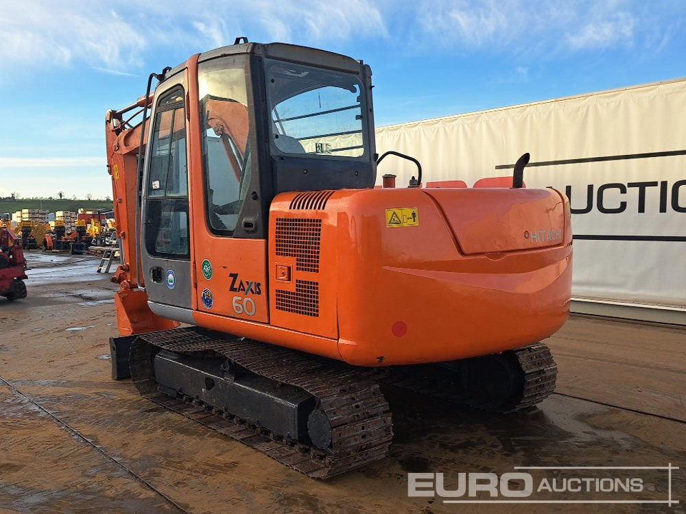 Hitachi ZX60 - حفارة مصغرة: صور 3 Hitachi ZX60 - حفارة مصغرة: صور 3