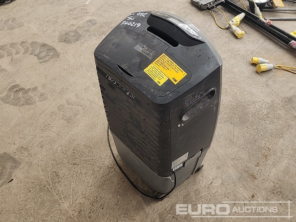 Honeywell CL30XC 240 Volt Evaporative Air Cooler - معدات الورش: صور 3 Honeywell CL30XC 240 Volt Evaporative Air Cooler - معدات الورش: صور 3