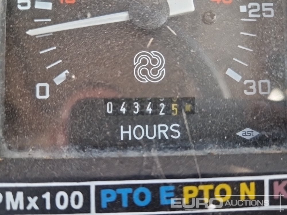 جرار Hurlimann XT-105: صور 49