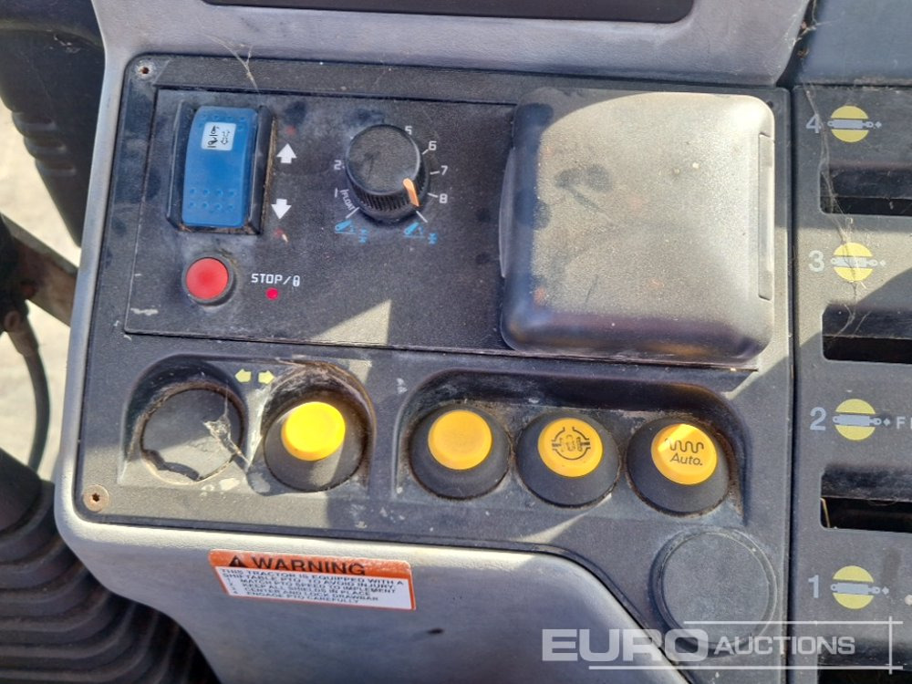 جرار Hurlimann XT-105: صور 38