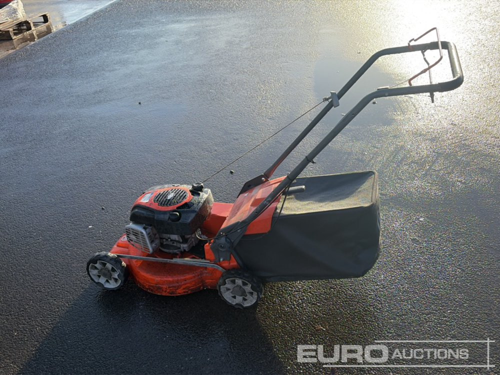 Husqvarna LC451S Petrol Lawnmower - معدات البناء: صور 2 Husqvarna LC451S Petrol Lawnmower - معدات البناء: صور 2