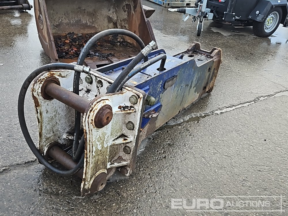 Hydraulic Breaker 65mm Pin to suit 13 Ton Excavator - مطرقة هيدروليكية: صور 5 Hydraulic Breaker 65mm Pin to suit 13 Ton Excavator - مطرقة هيدروليكية: صور 5