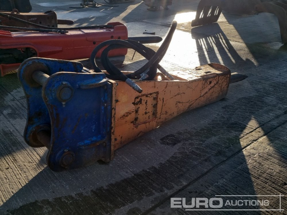 Indeco Hydraulic Breaker 80mm Pin to suit 20 Ton Excavator - مطرقة هيدروليكية: صور 5 Indeco Hydraulic Breaker 80mm Pin to suit 20 Ton Excavator - مطرقة هيدروليكية: صور 5