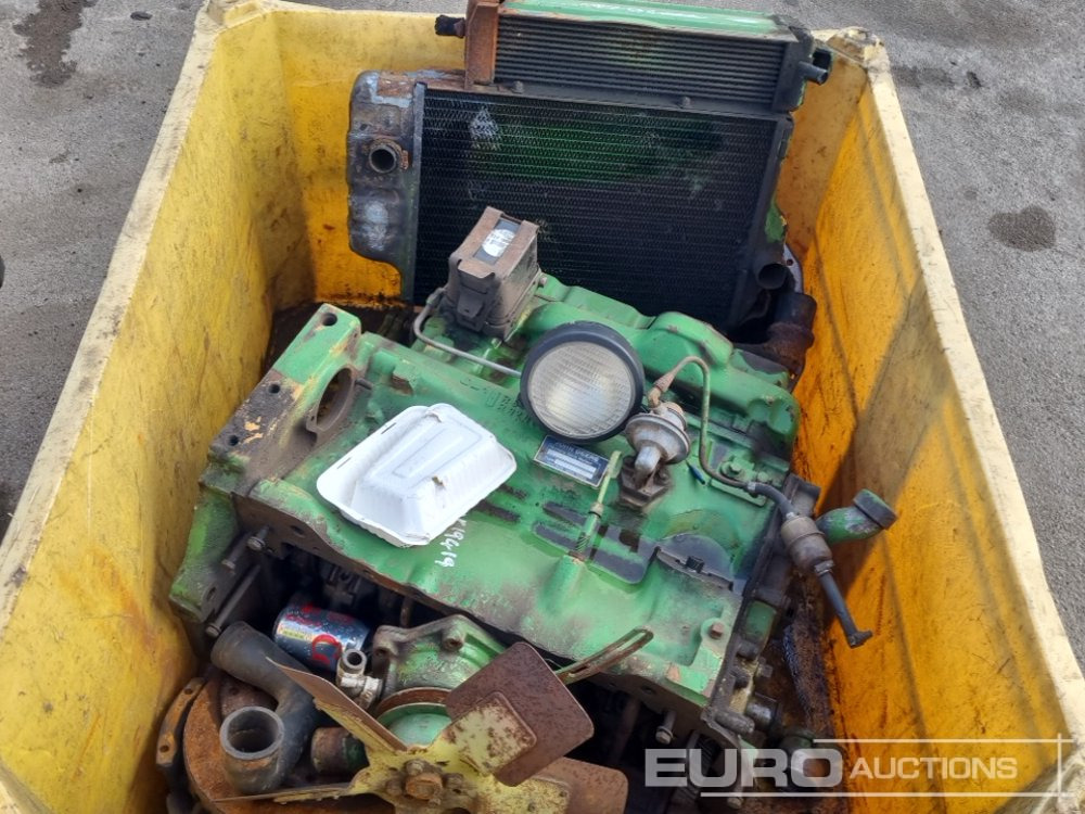 John Deere 2130 - جرار: صور 4 John Deere 2130 - جرار: صور 4