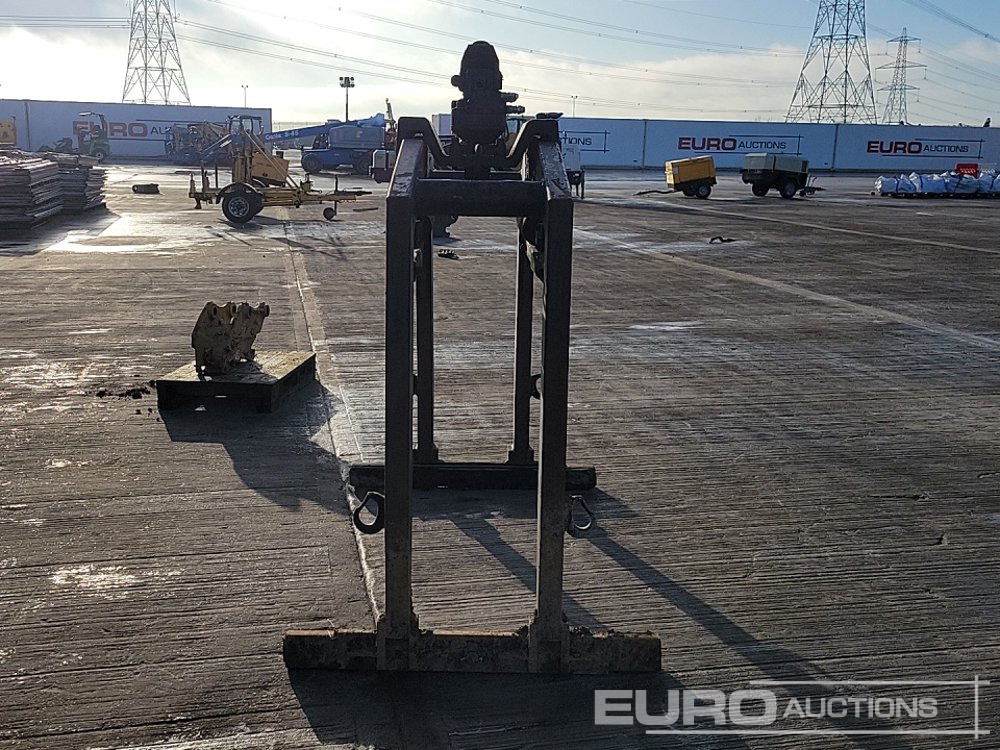 Kinshofer Hydraulic Rotating Block Grab to suit Crane - ملحقات - حفارة: صور 4 Kinshofer Hydraulic Rotating Block Grab to suit Crane - ملحقات - حفارة: صور 4
