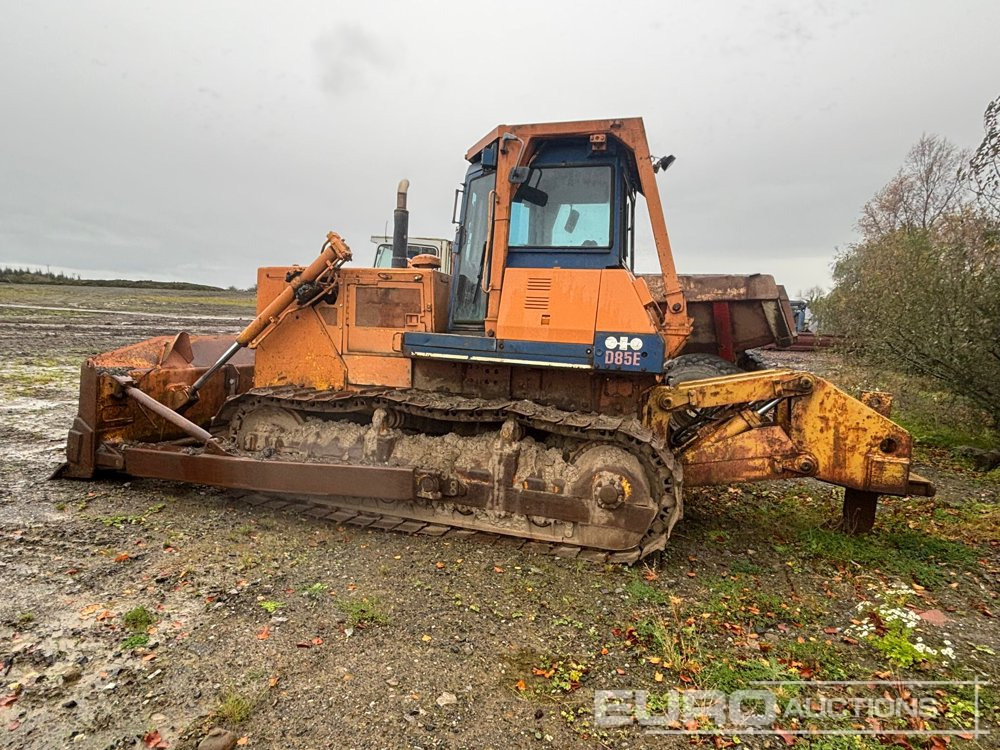 Komatsu D85E-21 - بلدوزر: صور 2 Komatsu D85E-21 - بلدوزر: صور 2