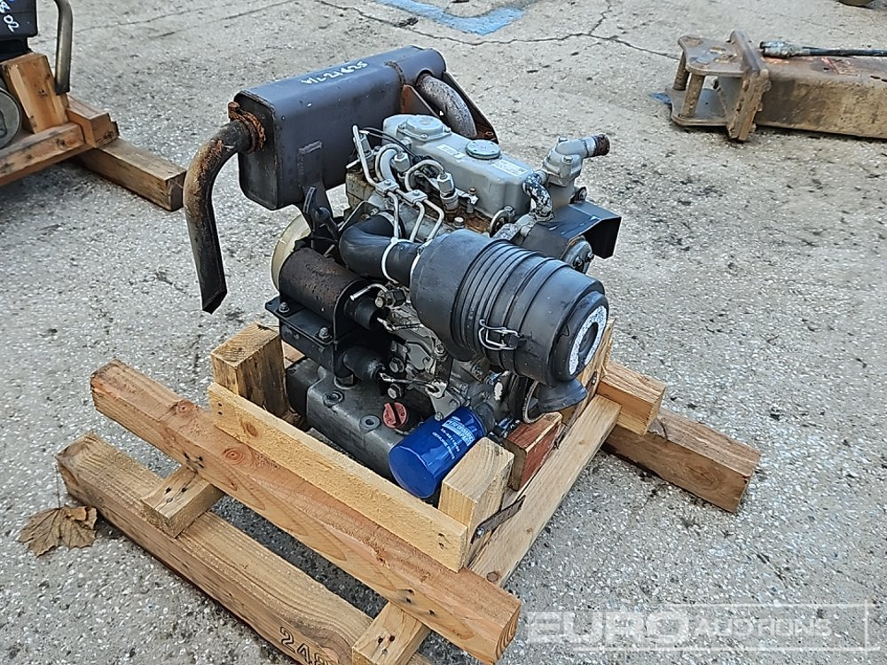 Kubota 3 Cylinder Engine - المحرك: صور 1 Kubota 3 Cylinder Engine - المحرك: صور 1