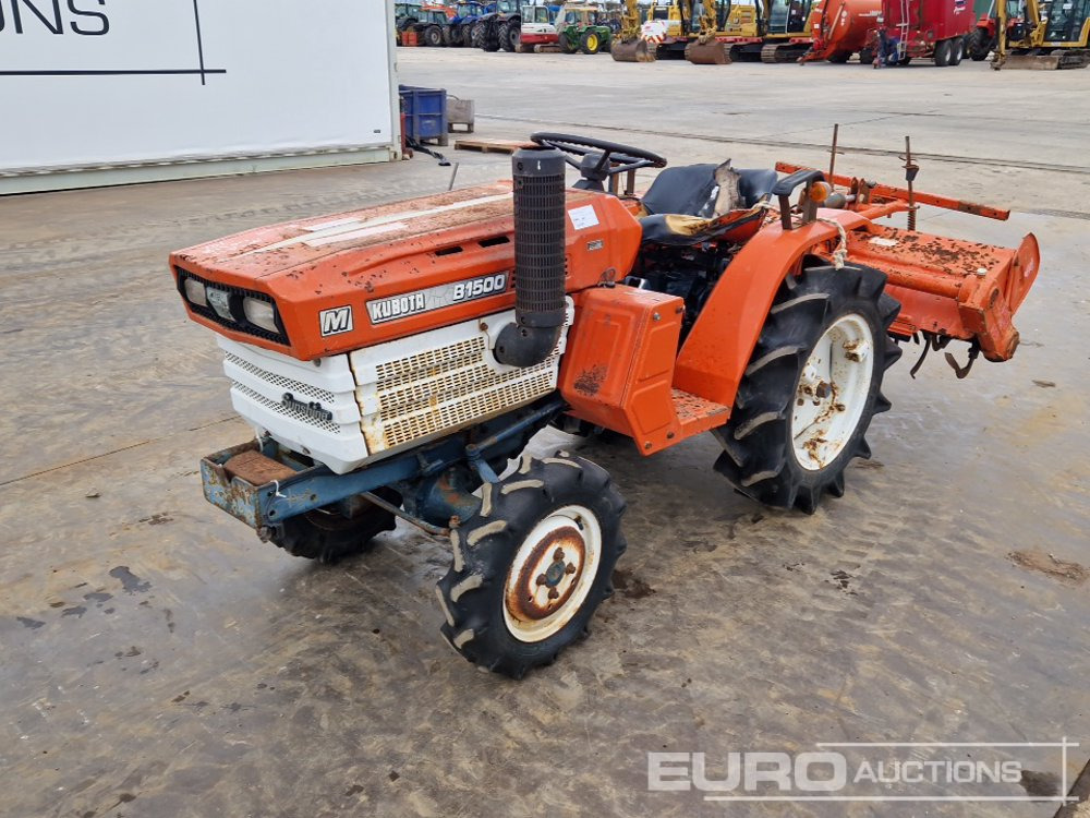 Kubota B1500 - جرار صغير: صور 1 Kubota B1500 - جرار صغير: صور 1