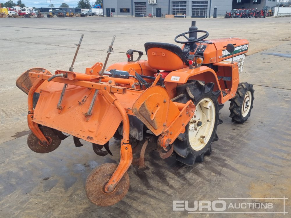 Kubota B1502 - جرار صغير: صور 5 Kubota B1502 - جرار صغير: صور 5