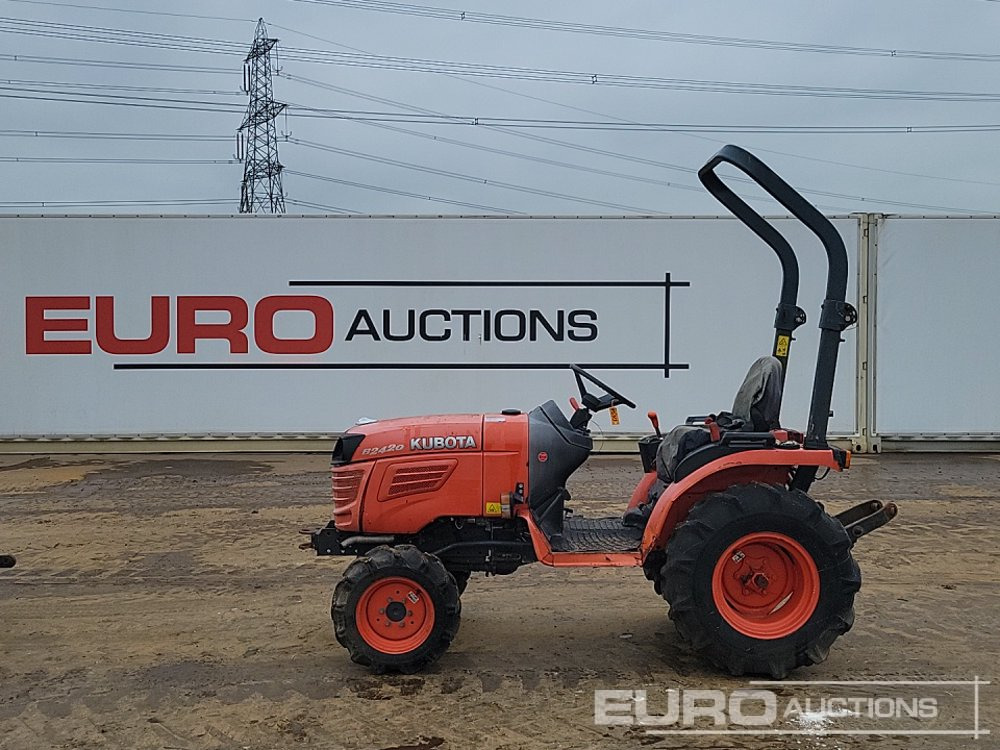 Kubota B2420 - جرار صغير: صور 2 Kubota B2420 - جرار صغير: صور 2
