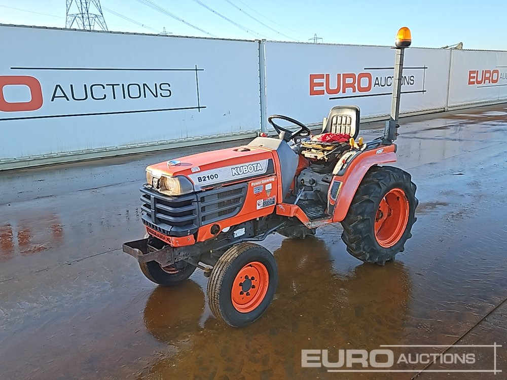 Kubota G2100 - جرار صغير: صور 1 Kubota G2100 - جرار صغير: صور 1